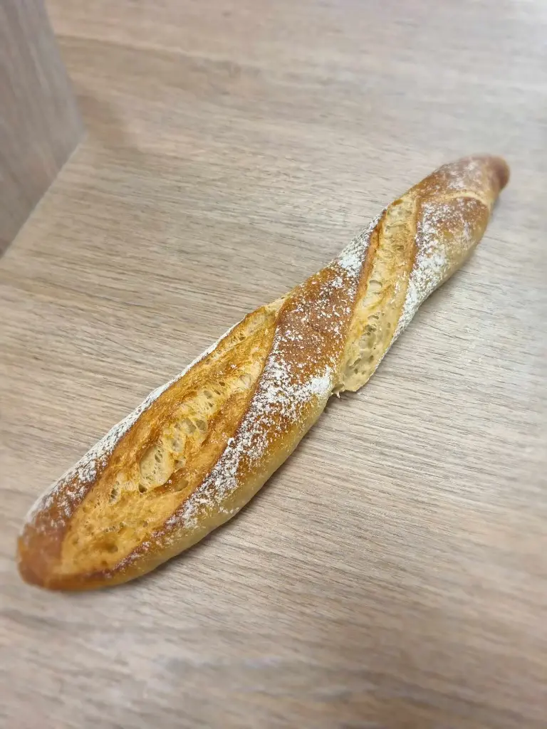 Baguette cuite sur pierre